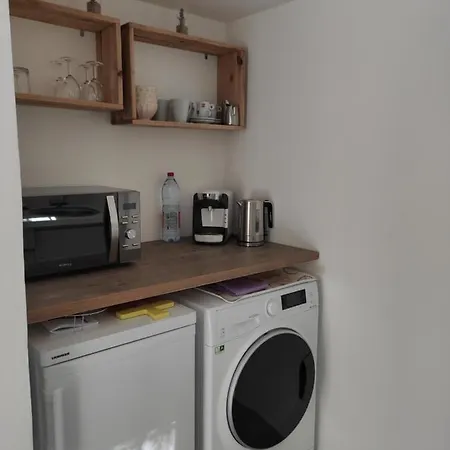 Magnifique Rez De Jardin Tropezien 아파트